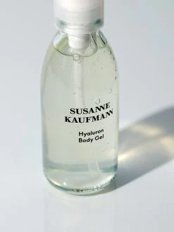 Susanne Kaufmann Hyaluron Body Gel 10699871 19 Susanne Kaufmann Hyaluron Body Gel 10699871 -Sportmode Geschäft 0052643dc508272f615cb45a428cc804e81b8365 9120037354370 Hyaluron Body Gel 100ml Lifestyle 7