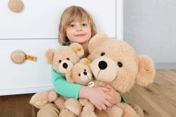 Steiff Teddybär Fynn 40 Cm Groß 10619570 10 Steiff Teddybär Fynn 40 Cm Groß 10619570 -Sportmode Geschäft 111389 111679 111327 HW21 EMO