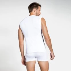 Odlo Funktionsshirt PERFORMANCE LIGHT 10604228 9 Odlo Funktionsshirt PERFORMANCE LIGHT 10604228 -Sportmode Geschäft 188162 10000 Model Back Crop