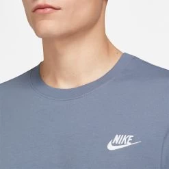 Nike Shirt M NSW CLUB TEE 10697951 -Sportmode Geschäft AR4997 493 BILD03 20221012