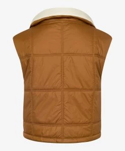 Brax Leichte Weste Im Sportiven Style 10691529 8 Brax Leichte Weste Im Sportiven Style 10691529 -Sportmode Geschäft BRAX 123 52 928818 95981340 2