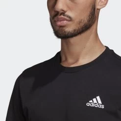 Adidas Essentials Embroidered Small Logo T-Shirt 10639892 -Sportmode Geschäft GK9639 APP on model detail 1 gradient