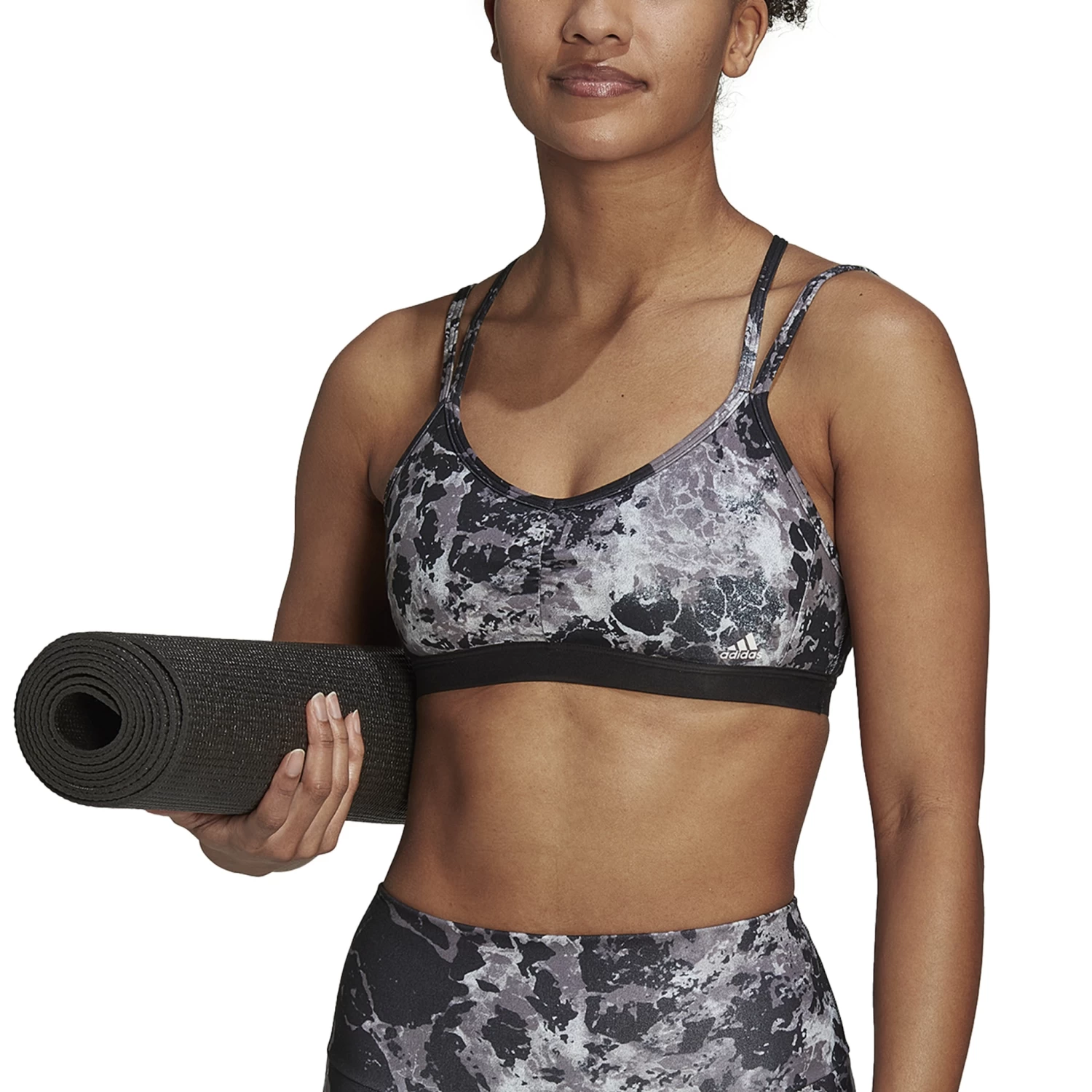 Adidas Yoga Essentials Studio Light-Support Allover Print Sport-BH 10666166 8 Adidas Yoga Essentials Studio Light-Support Allover Print Sport-BH 10666166 – Bild 6