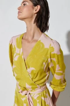 Luisa Cerano Wickelkleid Mit Blossom-Print 10690442 -Sportmode Geschäft Luisa Cerano FS 2023 VKP2 4215 7784213507 4215 5