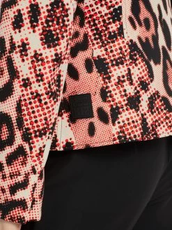 Marc Cain Blazer Mit Leo-Print 10725364 -Sportmode Geschäft Marc Cain Sp HerbstWinter 2023 278 VS3408J07 4