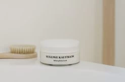 Susanne Kaufmann Refining Body Scrub 10699869 -Sportmode Geschäft f2a5e48ff948508609986e4e156e4e49d6a08a9b 9120037354264 Refining Body Scrub 200ml Lifestyle 1